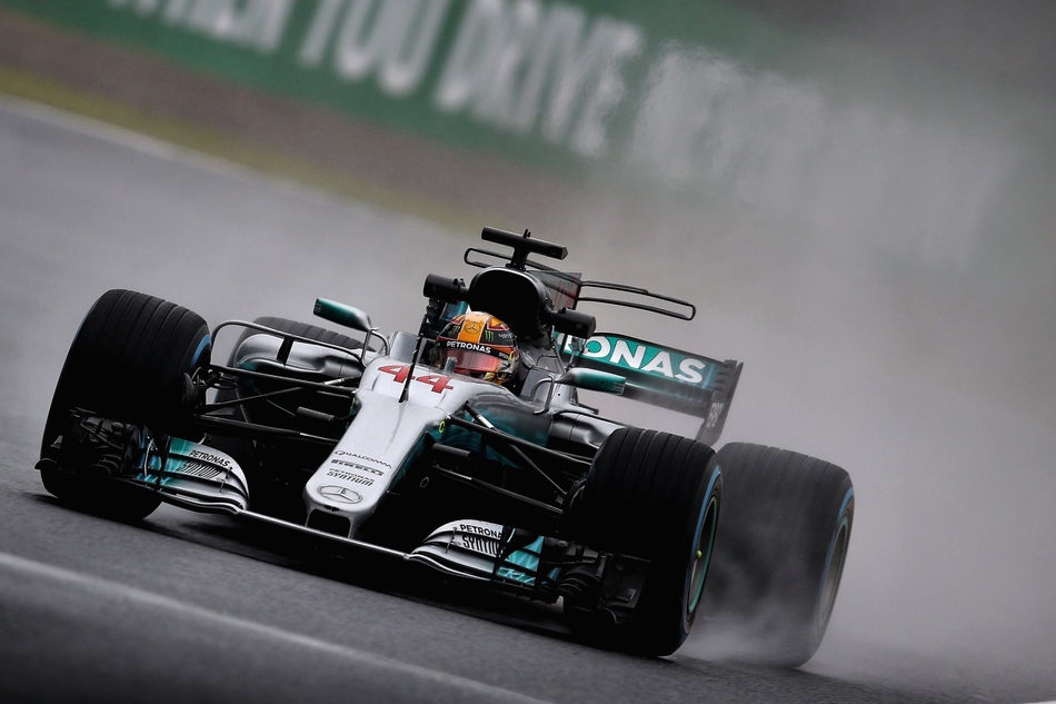 F1车队回归首秀大放异彩，纳达尔主场球迷高呼名字